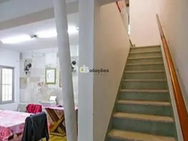 Sobrado com 273m² 3 quartos e 1 banheiro, à venda, no bairro Vila Anglo Brasileira em São Paulo