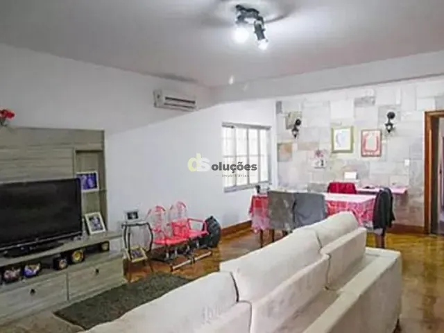 Sobrado com 273m² 3 quartos e 1 banheiro, à venda, no bairro Vila Anglo Brasileira em São Paulo