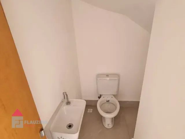 Sobrado com 65m² 2 quartos e 2 banheiros, à venda, no bairro Jardim Santa Cruz (Campo Grande) em São Paulo