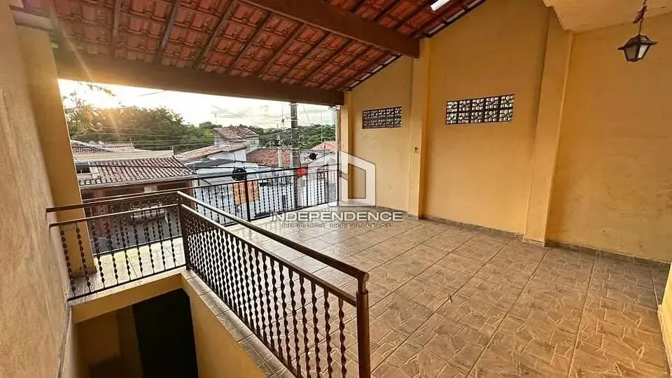 Sobrado, 3 quartos, 180 m² - Foto 1