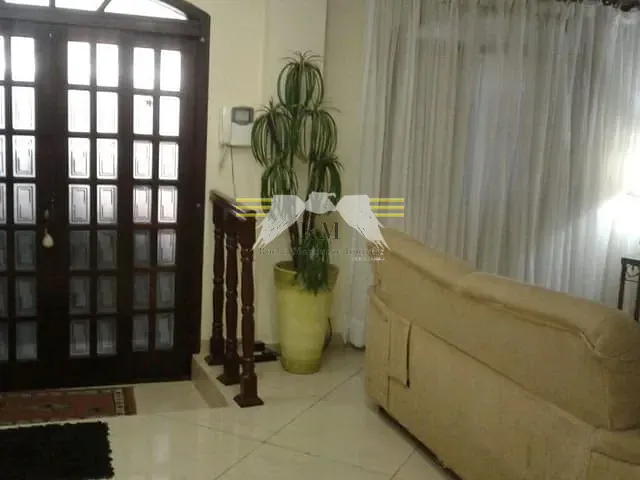 Sobrado com 216m² 4 quartos e 1 banheiro, à venda, no bairro Jardim Vila Formosa em São Paulo