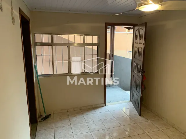 Sobrado com 120m² 2 quartos e 1 banheiro, à venda, no bairro Jardim Macedônia em São Paulo
