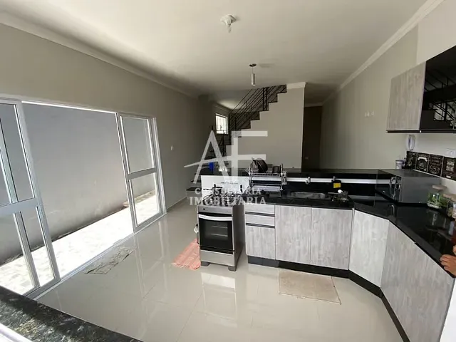 Sobrado com 150m² 3 quartos e 3 banheiros, à venda, no bairro Jardim de Alah em Taubaté
