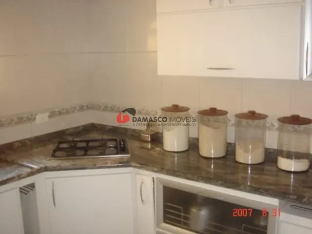 Sobrado com 270m² 3 quartos e 4 banheiros, à venda, no bairro Nova Petrópolis em São Bernardo do Campo