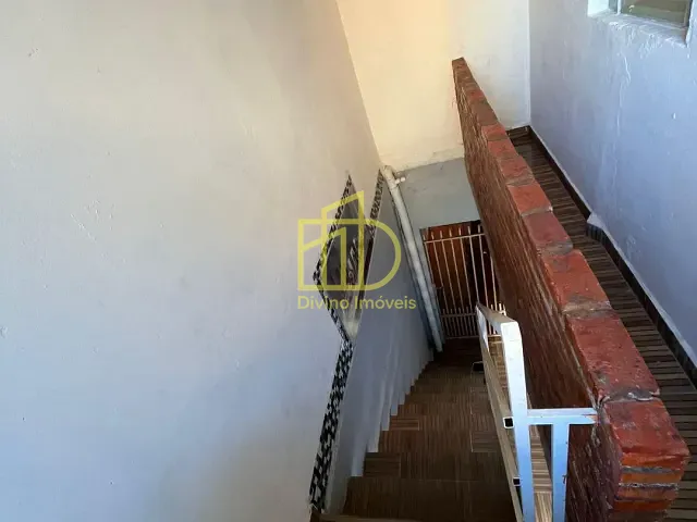 Sobrado 3 quartos e 2 banheiros, à venda, no bairro Jardim Califórnia em Sorocaba