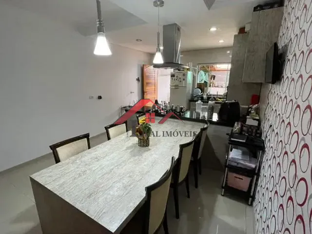 Sobrado com 250m² 3 quartos e 3 banheiros, à venda, no bairro Vila Assunção em Santo André