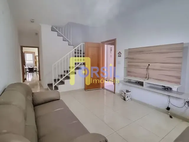 Sobrado com 250m² 3 quartos e 3 banheiros, à venda, no bairro Vila Suissa em Mogi das Cruzes