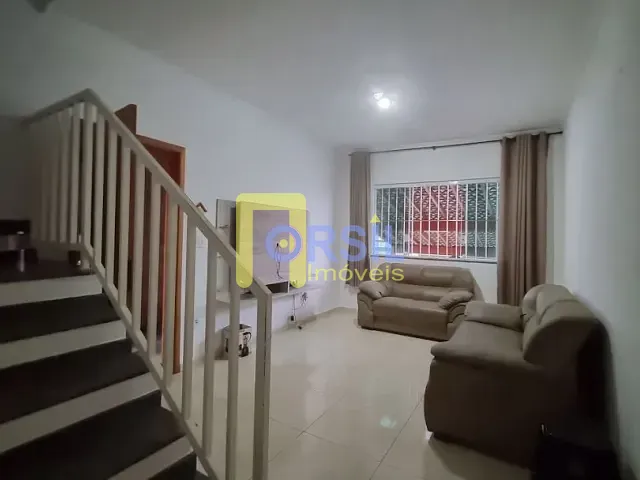 Sobrado com 250m² 3 quartos e 3 banheiros, à venda, no bairro Vila Suissa em Mogi das Cruzes