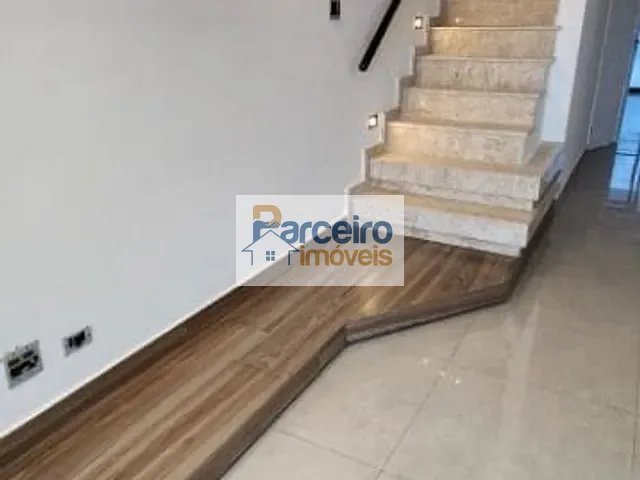 Sobrado com 106m² 3 quartos e 1 banheiro, à venda, no bairro Cidade Patriarca em São Paulo