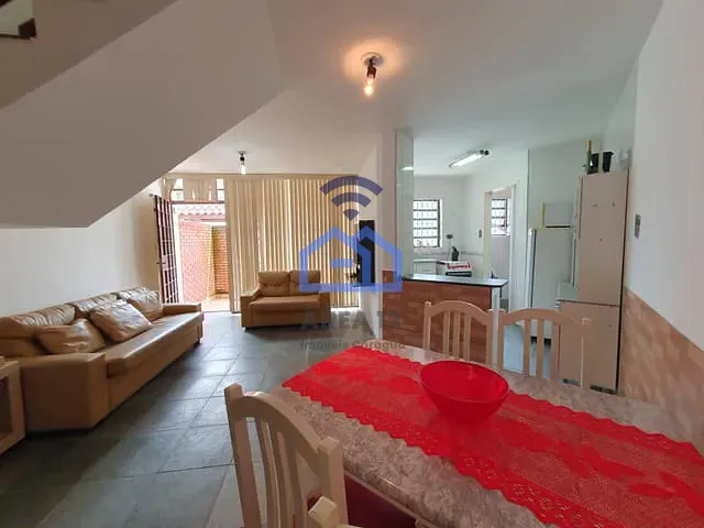 Sobrado com 100m² 2 quartos e 2 banheiros, à venda, no bairro Martim de Sá em Caraguatatuba
