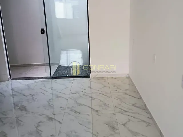 Sobrado 2 quartos e 3 banheiros, à venda, no bairro Morretes em Itapema