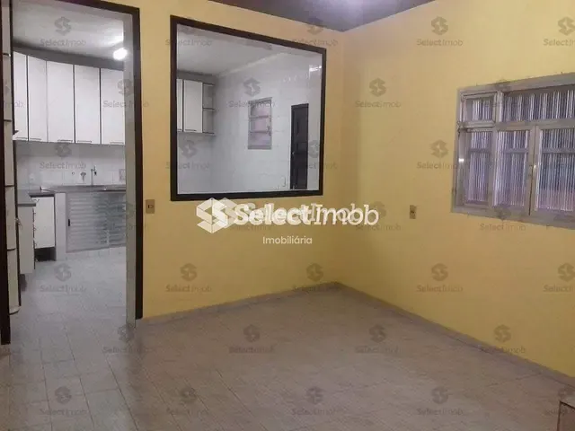 Sobrado com 251m² 3 quartos e 2 banheiros, à venda, no bairro Vila Assis Brasil em Mauá
