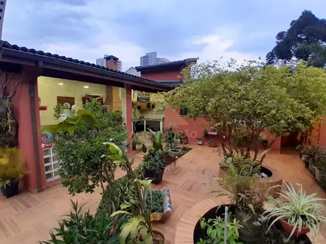 Sobrado com 500m² 4 quartos e 3 banheiros, à venda, no bairro Vila Bocaina em Mauá