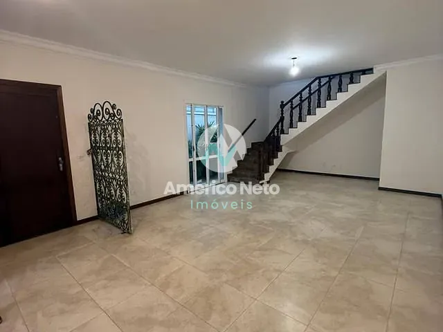 Sobrado com 204m² 3 quartos e 2 banheiros, à venda, no bairro Cerâmica em São Caetano do Sul
