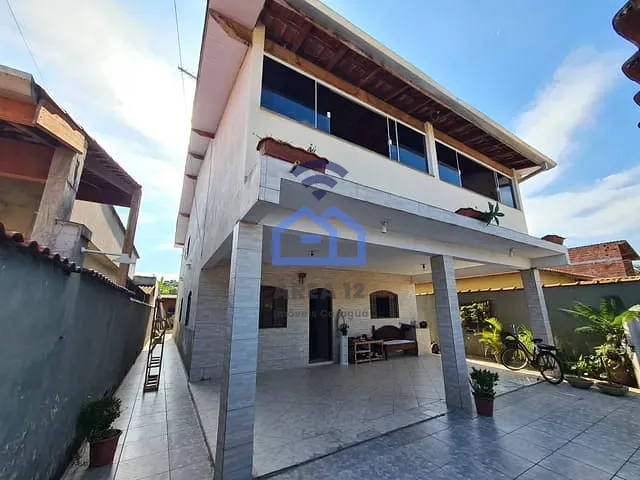 Sobrado com 300m² 4 quartos e 2 banheiros, à venda, no bairro Morro do Algodão em Caraguatatuba