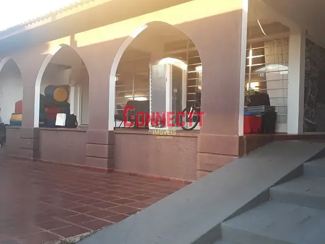 Sobrado com 265m² 4 quartos e 4 banheiros, à venda, no bairro Jardim Sumare em Ribeirão Preto
