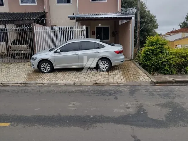 Sobrado com 86m² 3 quartos e 2 banheiros, à venda, no bairro Jardim Conceição em Ponta Grossa
