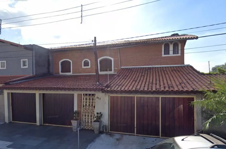 Sobrado para venda em Vila Clarice com 7 quartos, sendo 3 suítes, 270m²