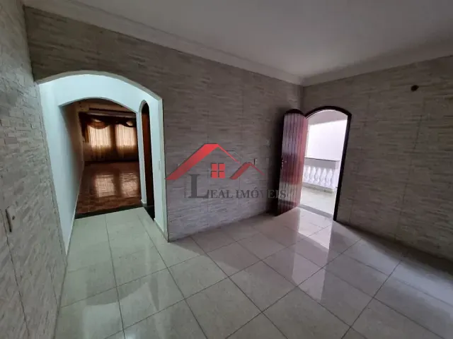 Sobrado com 150m² 3 quartos e 3 banheiros, à venda, no bairro Jardim Anchieta em Mauá