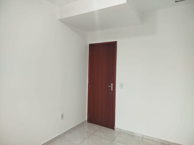 Casa com 63m² 2 quartos e 2 banheiros, para alugar, no bairro São João do Rio Vermelho em Florianópolis