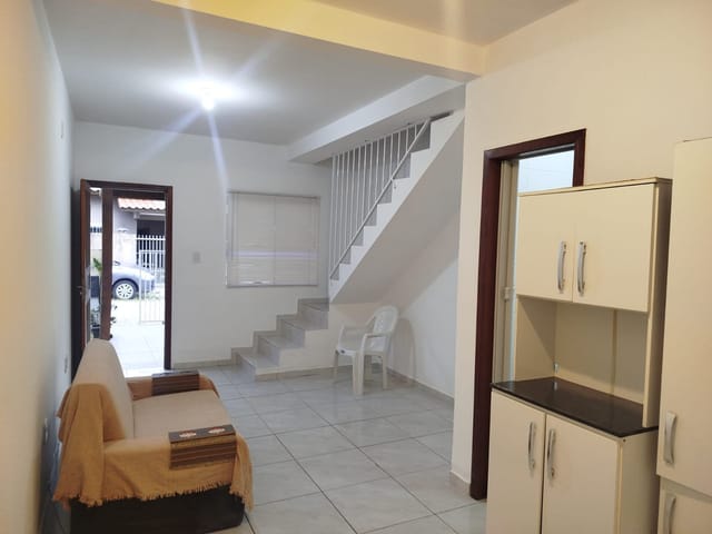 Casa com 63m² 2 quartos e 2 banheiros, para alugar, no bairro São João do Rio Vermelho em Florianópolis