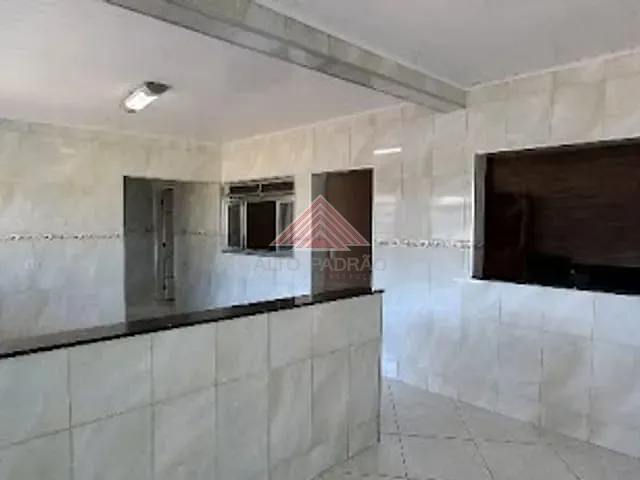 Sobrado com 305m² 3 quartos e 3 banheiros, à venda, no bairro Jardim Itapark em Mauá