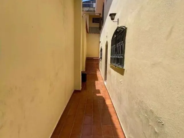 Sobrado com 262m², para alugar, no bairro Campestre em Santo André