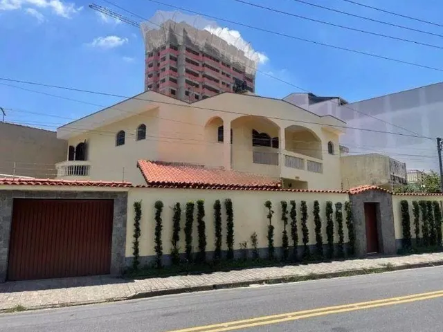 Sobrado com 262m², para alugar, no bairro Campestre em Santo André