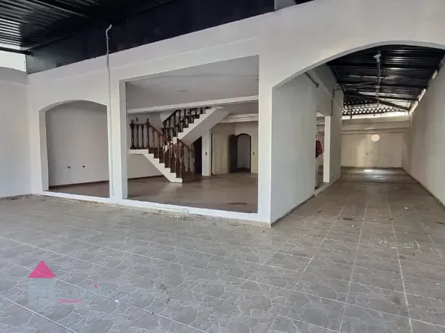 Sobrado com 250m² 3 quartos e 5 banheiros, à venda, no bairro Jardim Martinica em São Paulo