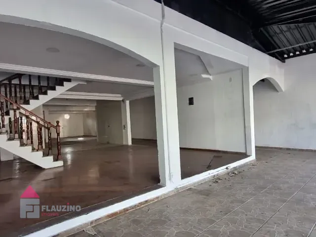 Sobrado com 250m² 3 quartos e 5 banheiros, à venda, no bairro Jardim Martinica em São Paulo