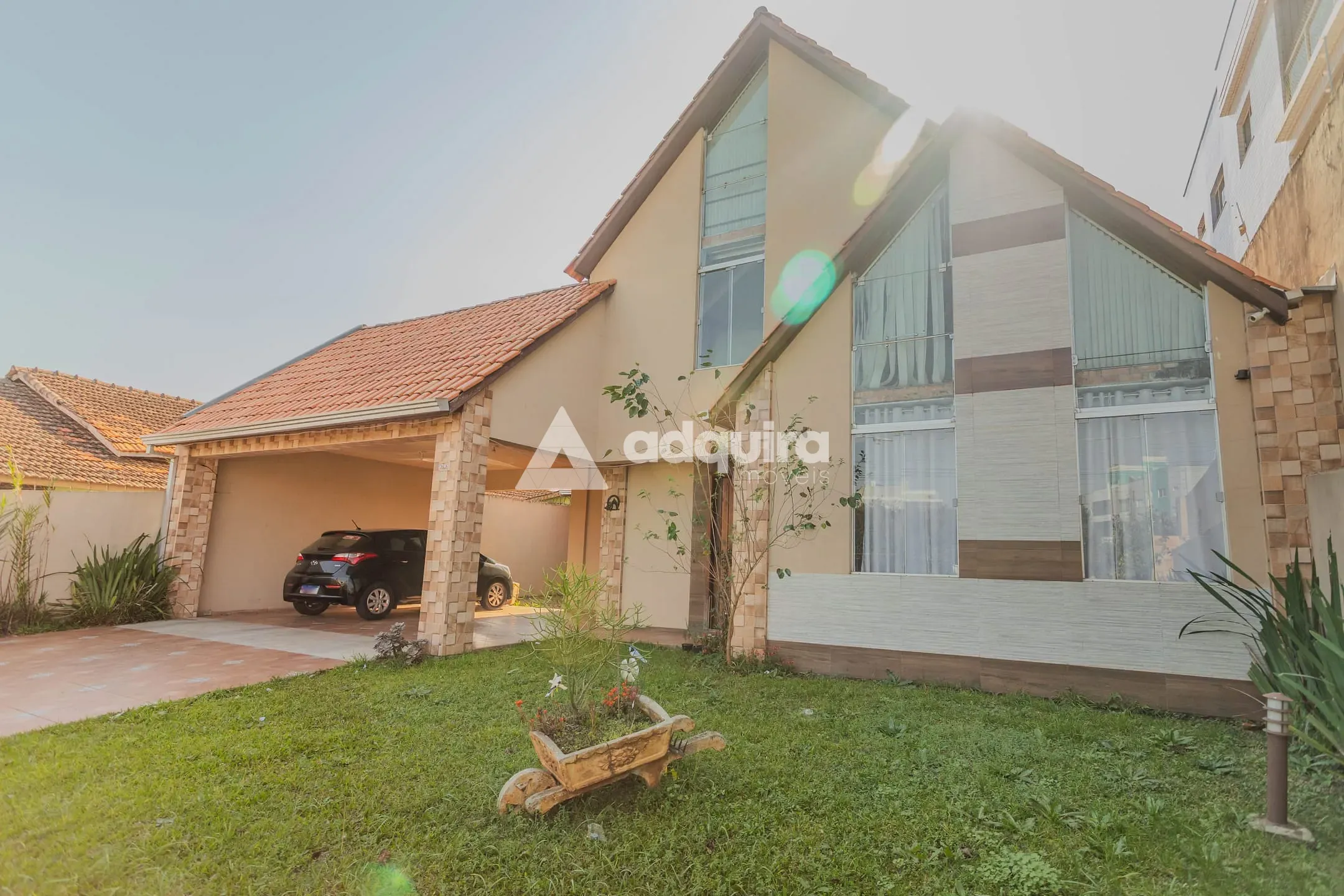Sobrado, 5 quartos, 250 m² - Foto 1