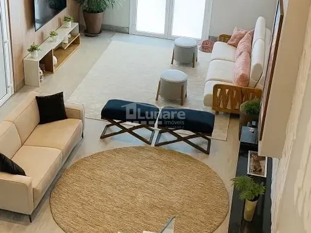 Sobrado com 360m² 3 quartos e 5 banheiros, à venda, no bairro Jardim São Pedro em Mogi das Cruzes
