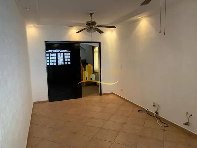 Sobrado com 125m² 3 quartos e 3 banheiros, à venda ou para alugar, no bairro Itaquera em São Paulo
