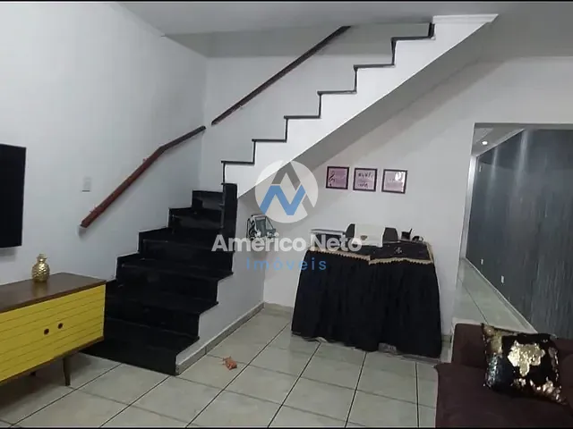 Sobrado 3 quartos e 3 banheiros, à venda, no bairro Vila Camilópolis em Santo André
