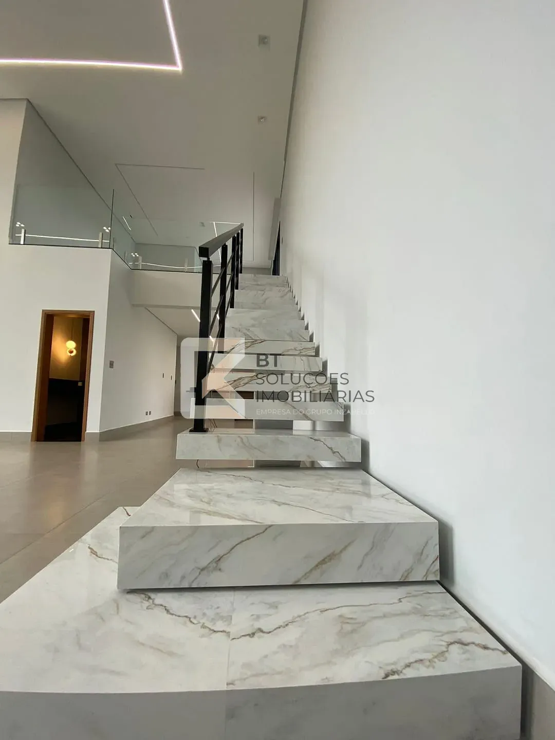 Sobrado, 3 quartos, 355 m² - Foto 9