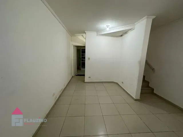 Sobrado com 120m² 3 quartos e 2 banheiros, à venda, no bairro Jardim Iracema em São Paulo