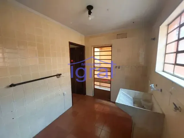 Sobrado com 173m² 3 quartos e 1 banheiro, à venda, no bairro Cidade Domitila em São Paulo
