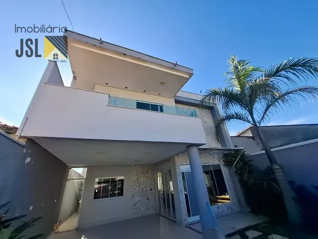 Sobrado com 300m² 3 quartos e 4 banheiros, à venda, no bairro Village das Flores em Caçapava