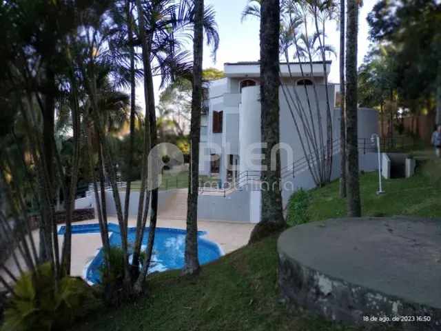 Casa com 2000m² 5 quartos e 6 banheiros, à venda, no bairro Caraguatá em Mairiporã