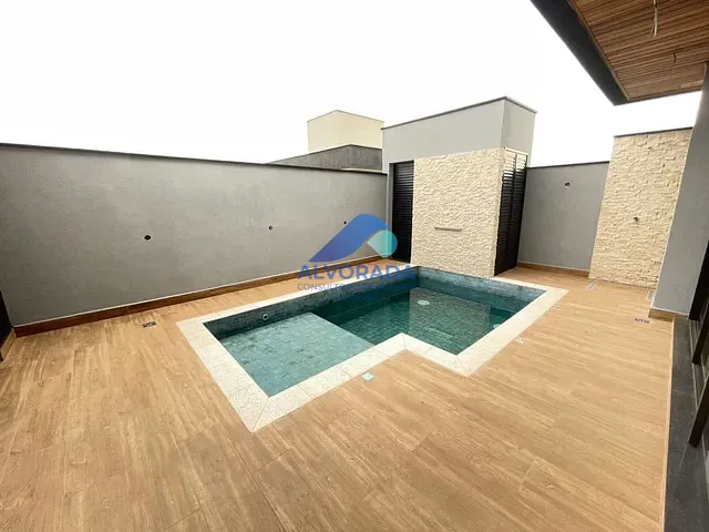 Sobrado com 250m² 3 quartos e 2 banheiros, à venda, no bairro Bairro da Floresta em São José dos Campos