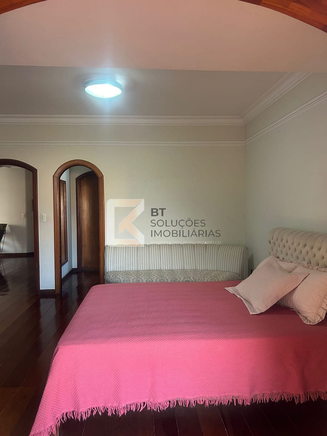 Sobrado à venda com 5 quartos, 561m² - Foto 30