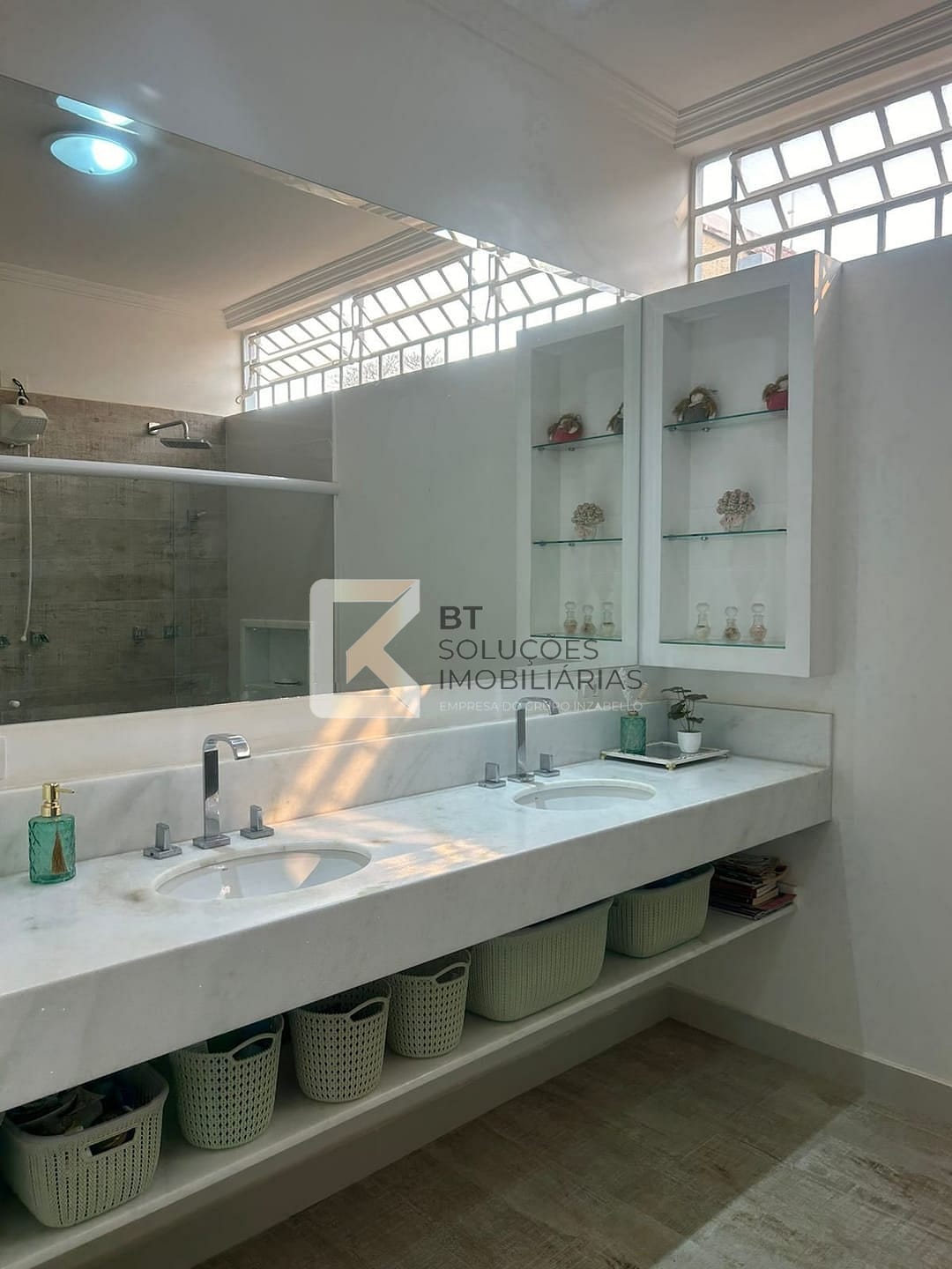 Sobrado à venda com 5 quartos, 561m² - Foto 32