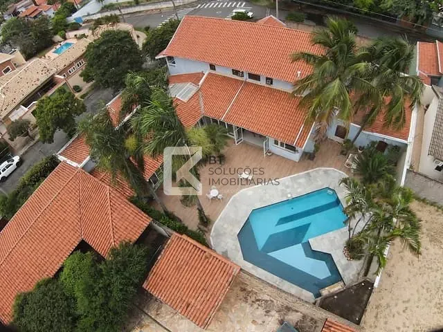 Sobrado com 788m² 5 quartos e 2 banheiros, à venda, no bairro Chácara Areal em Indaiatuba