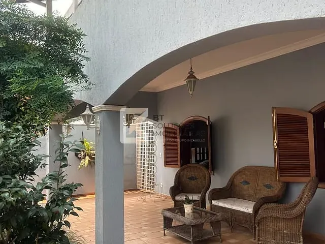 Sobrado com 788m² 5 quartos e 2 banheiros, à venda, no bairro Chácara Areal em Indaiatuba