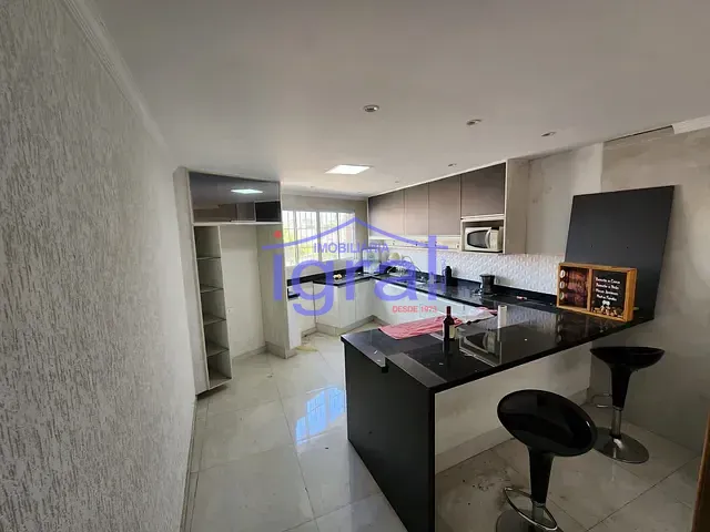 Sobrado com 100m² 4 quartos e 3 banheiros, à venda, no bairro Cidade Domitila em São Paulo