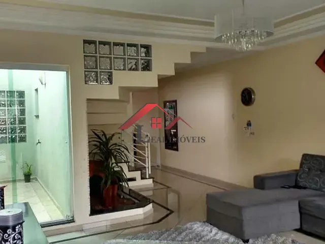 Sobrado com 125m² 4 quartos e 2 banheiros, à venda, no bairro Parque Jaçatuba em Santo André