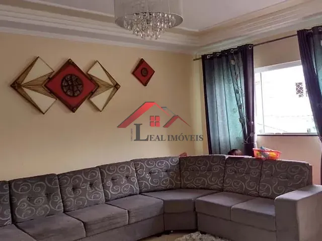 Sobrado com 125m² 4 quartos e 2 banheiros, à venda, no bairro Parque Jaçatuba em Santo André