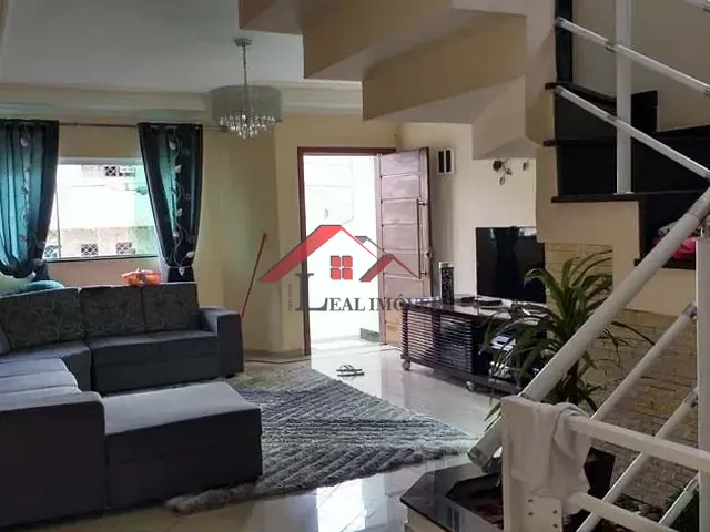 Sobrado com 125m² 4 quartos e 2 banheiros, à venda, no bairro Parque Jaçatuba em Santo André