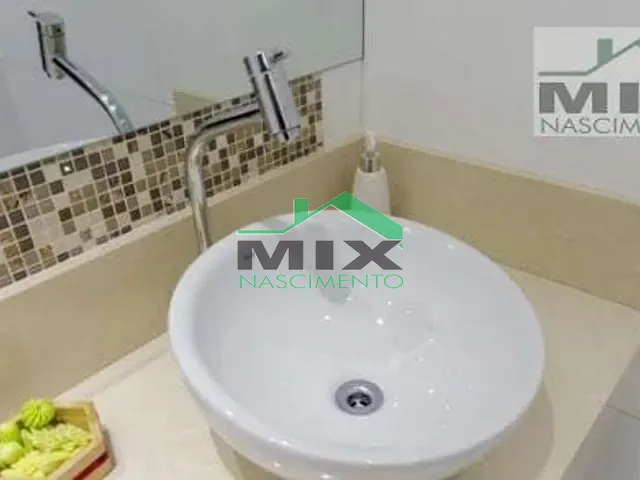 Sobrado com 200m² 3 quartos e 4 banheiros, à venda, no bairro Taboão em São Bernardo do Campo