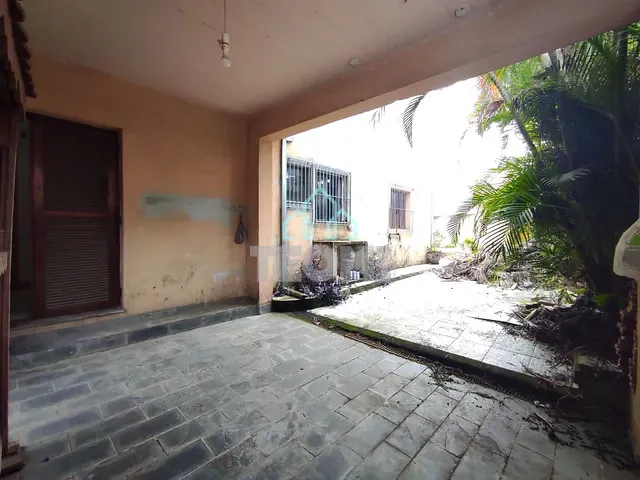 Sobrado com 180m², à venda, no bairro Jardim Santa Clara em Taubaté